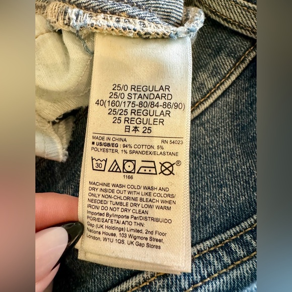 Gap High Rise Vintage Slim Jeans - Picture 8 of 8